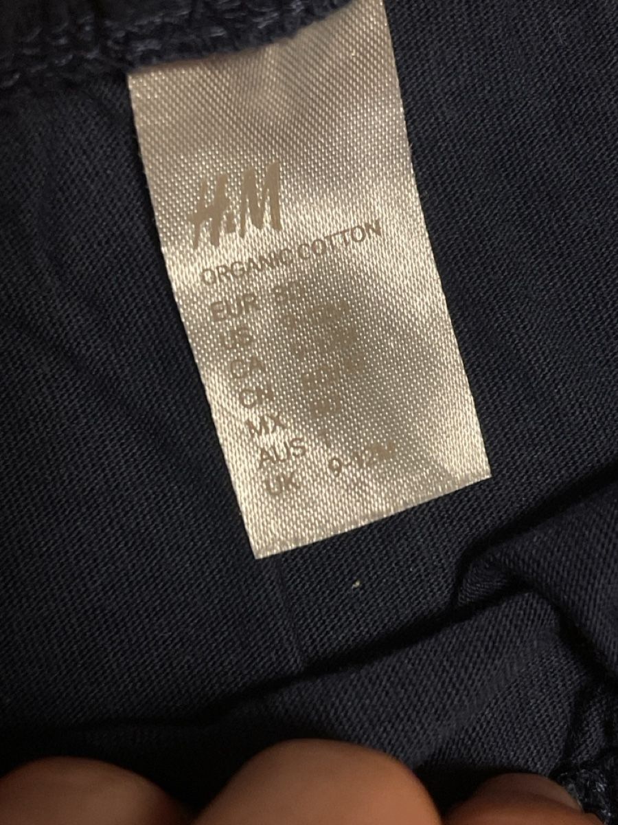 H&M Pantaloni: Shorts/kurze Hose, dunkelblau, Grösse 80 – Usato da Rapperswil SG venduto da Jule1410 1