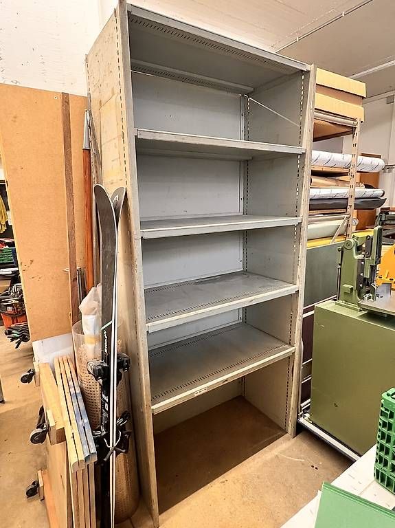 Scaffali:  Regal Lager Werkstatt Lista Office – Usato da Zürich venduto da maag.a