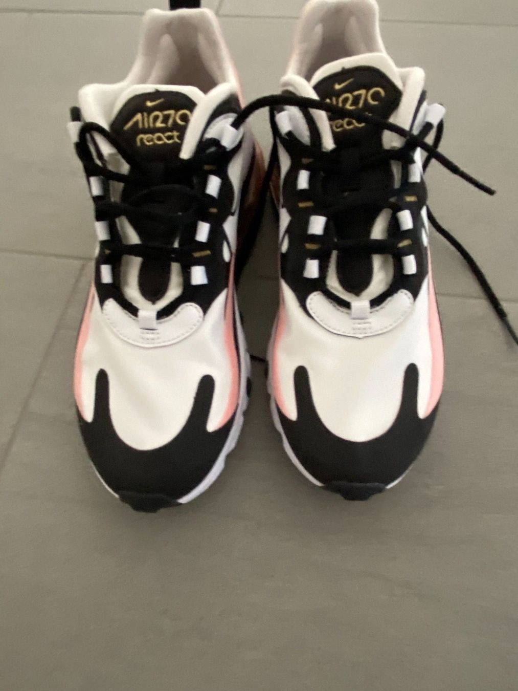 Nike Scarpe da donna: NIKE Air Max 270 React, Gr. 38,5, NEU – Nuovo e nell'imballaggio originale da Uetikon am See venduto da jlsfer 3