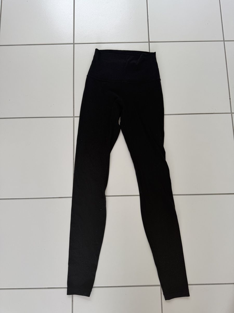 Lululemon Leggings: Lululemon Align Leggings – Usato da Schmerikon venduto da 80zz08 2