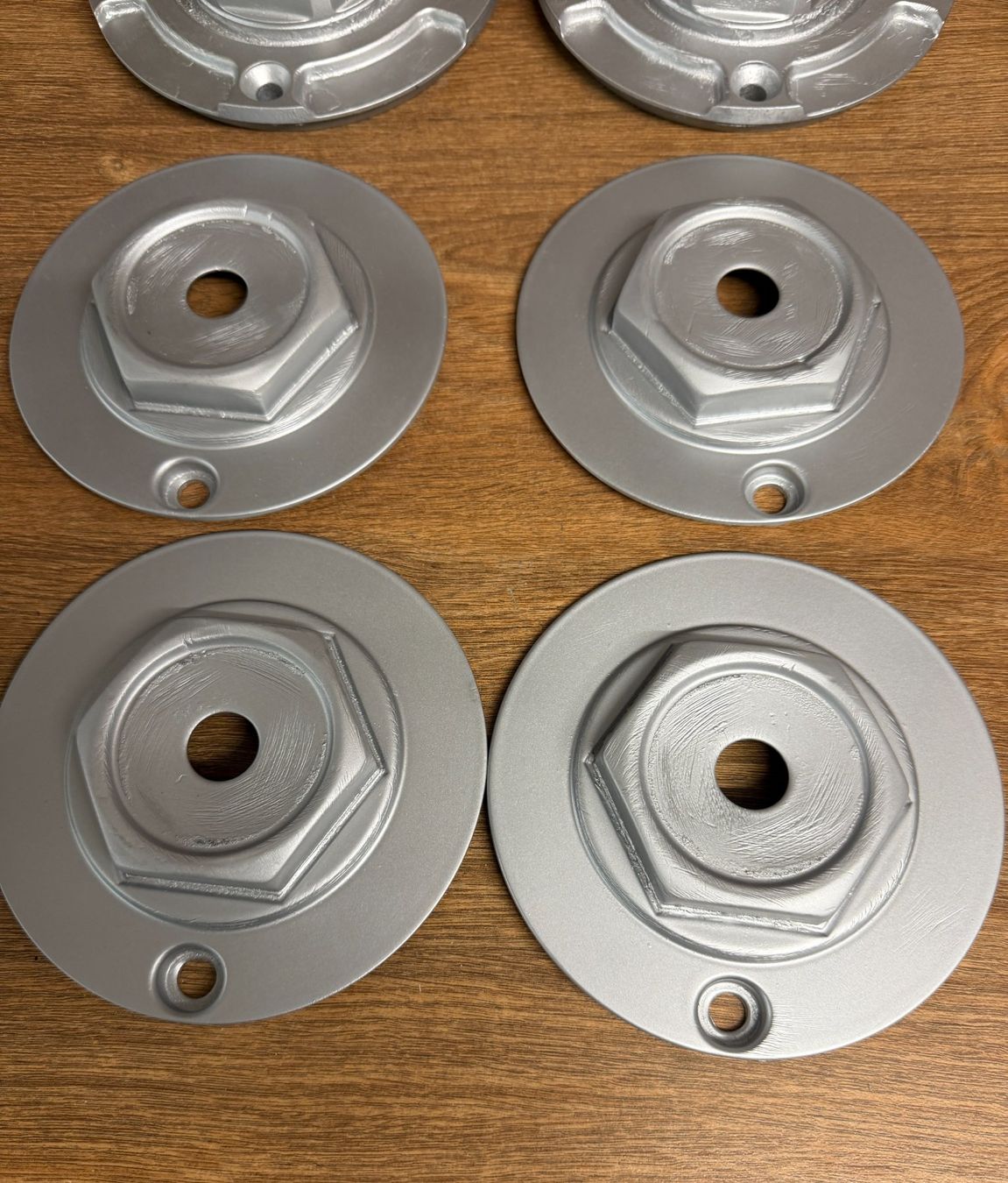 Alle Ersatzteile: Felgendeckel Nabenkappen Oldtimer C150 105 – Gebraucht aus Nussbaumen AG von olitech5415 1