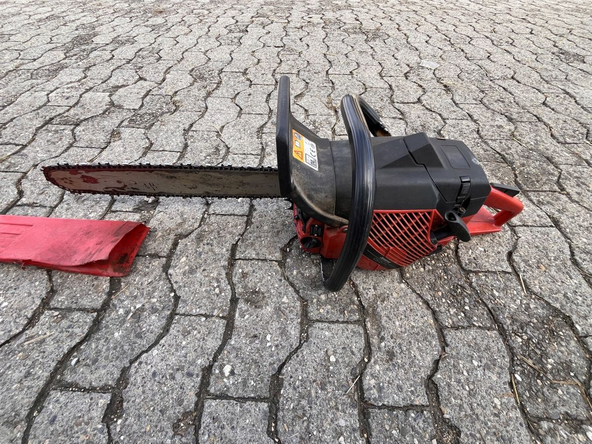 Jonsered Sägen: Motorsäge – Defekt aus Attiswil von ans_2zbq