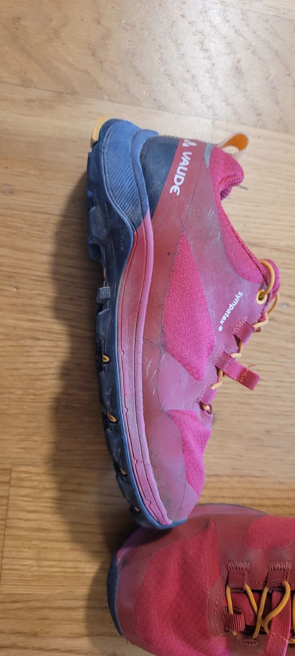 Scarpe per ragazzi: Vaude Wanderschuhe, NUR Abholung möglich – Usato da Wädenswil venduto da Lotus1987 2