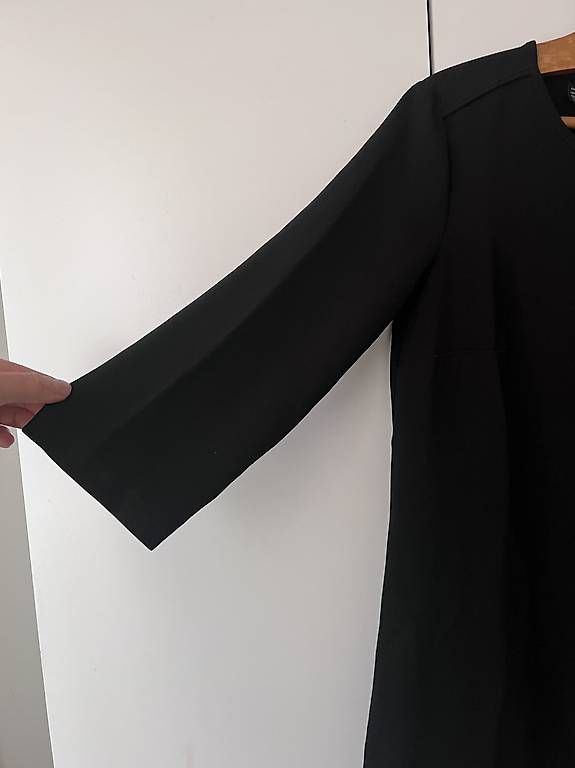 Vestiti: Robe noire, taille xs – Usato da Lausanne venduto da sugarplumfairy 1