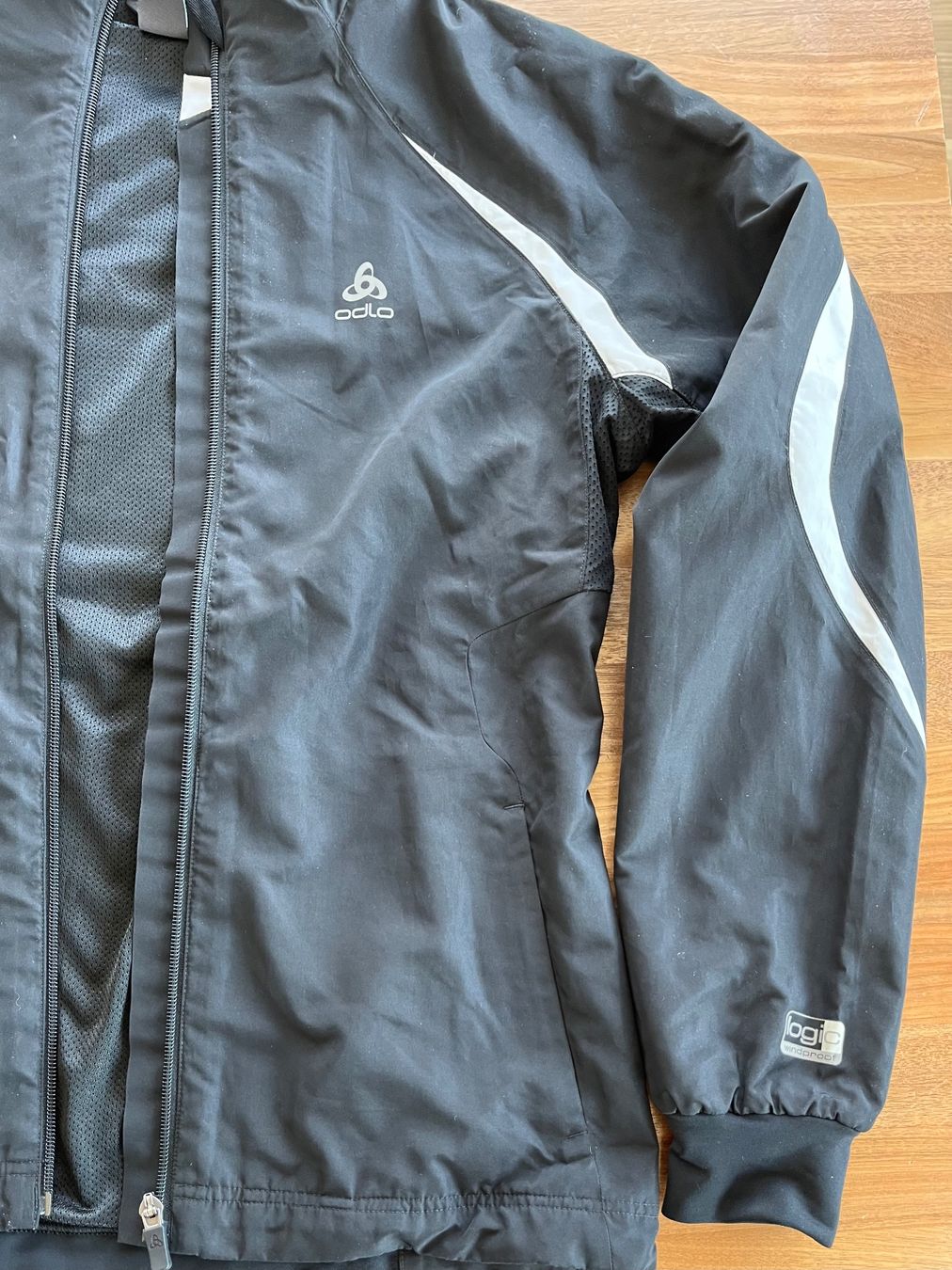 Odlo Giacche: Odlo Windjacke Damen S – Usato da Zürich venduto da aneme 2