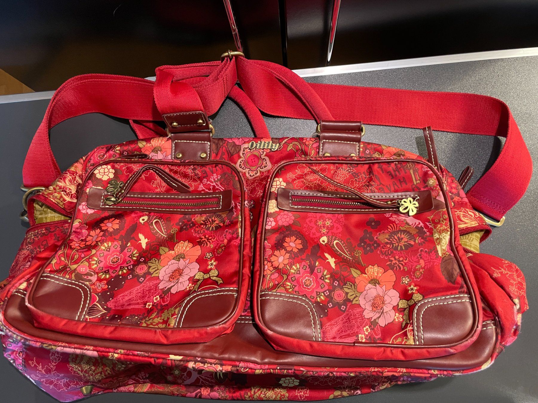 Oilily Taschen: Oilily Weekender rot-bunt , Reisetasche – Gebraucht aus Hittnau von kleen 2
