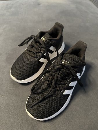 Turnschuhe Adidas Grosse 29 Kaufen auf Ricardo