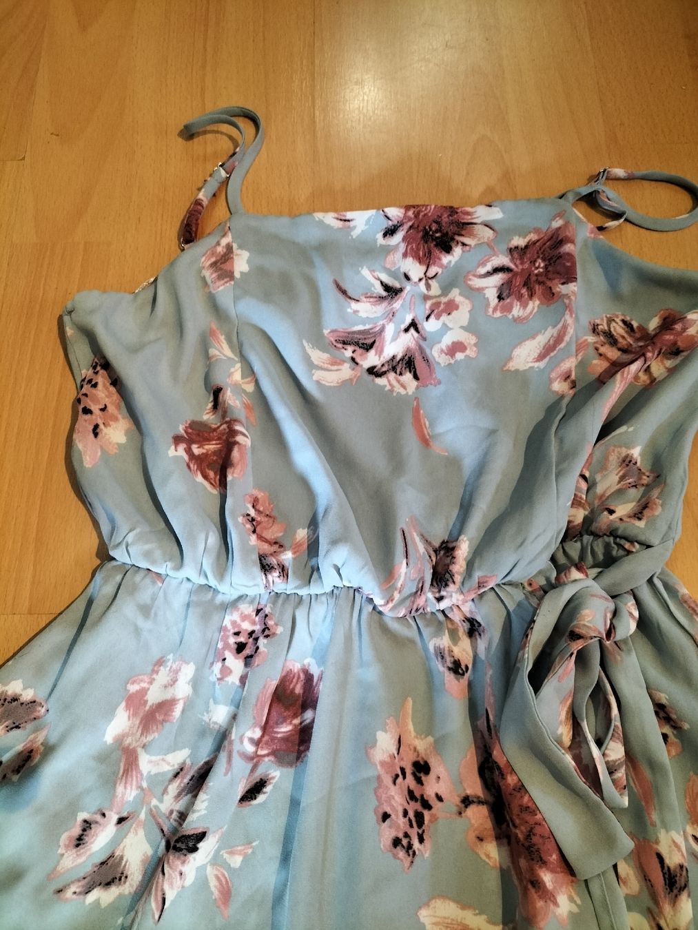 Robes et jupes: Sommerliches Blumenkleid, hellblau, Gr. 176 – D'occasion à Oberriet SG par elternbabykind 1