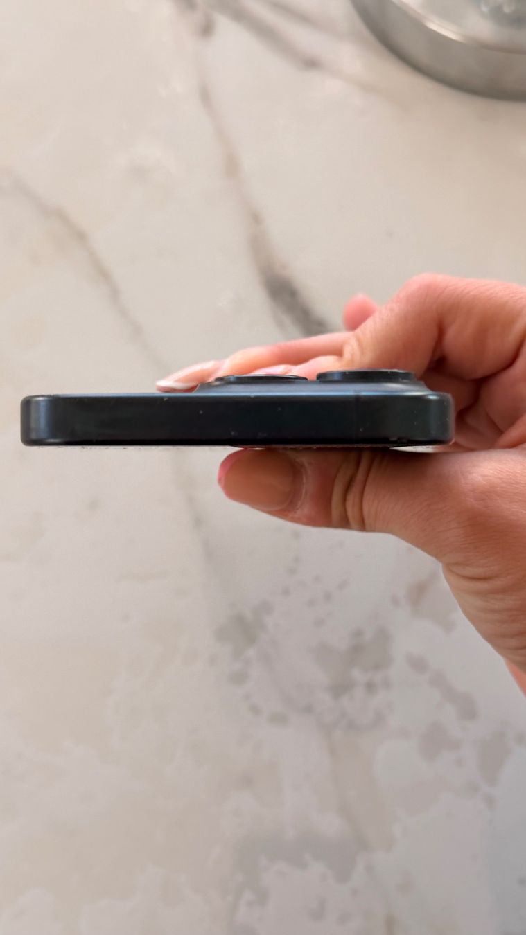 Apple Portables: Iphone 15pro 128gb – D'occasion à Dietikon par jul_2fmj 5