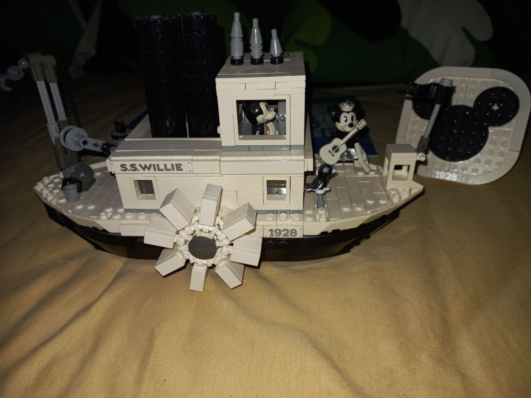 Kit di costruzioni: Mickey Mouse 1928 S.S. Willie – Usato da Yverdon-les-Bains venduto da mulderjack 1