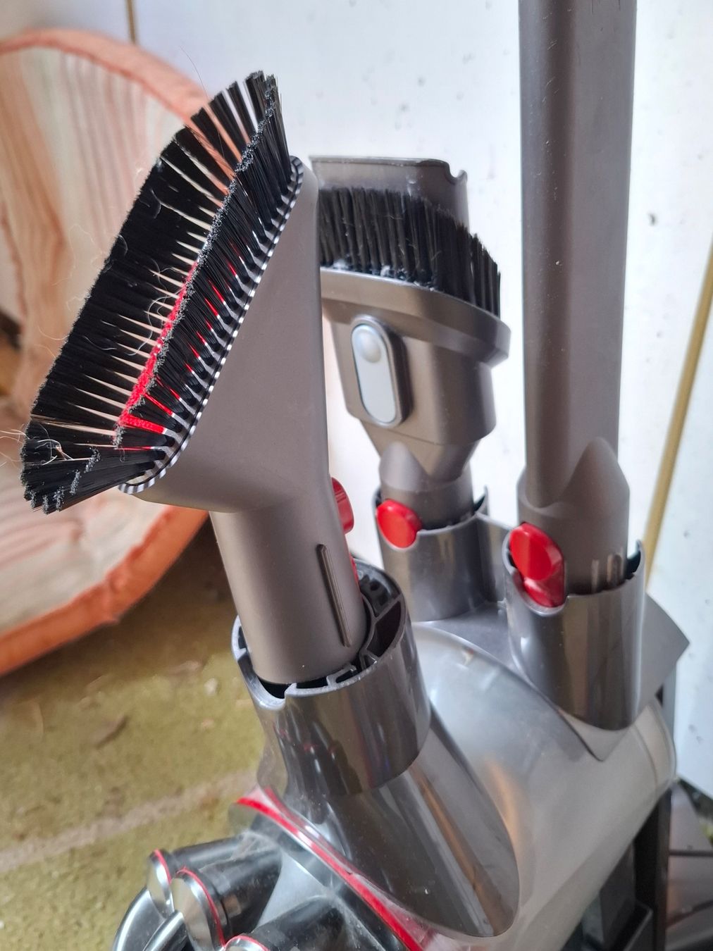 Dyson Aspirapolveri & Accessori: Dyson Staubsauger – Usato da Wallbach venduto da Franzl 3