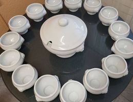 "Stronghold"-Löwenkopf-Suppenschüssel 3 L,16  Suppentassen.