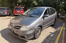 Nissan Almera Tino 1.8 Automat, Klima