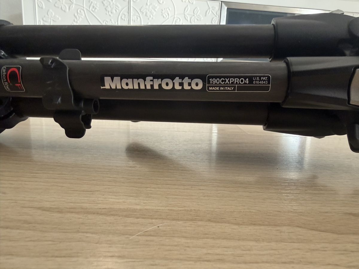 Manfrotto Treppiedi & Teste: Manfrotto 190CXPRO4 Carbon Stativ mit Tasche gebraucht – Usato da Fehraltorf venduto da flo0606 4