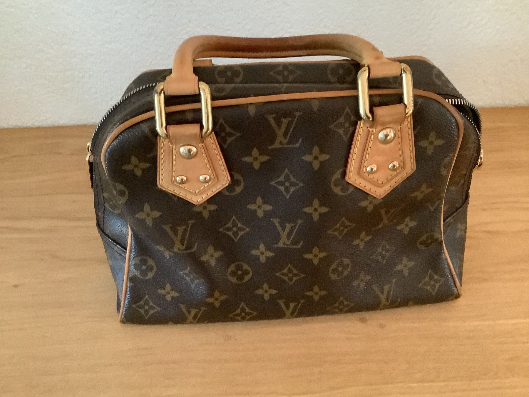 Louis Vuitton Borse da donna: Tasche Louis Vuitton Manhatten – Usato da St. Gallen venduto da jaya02 1
