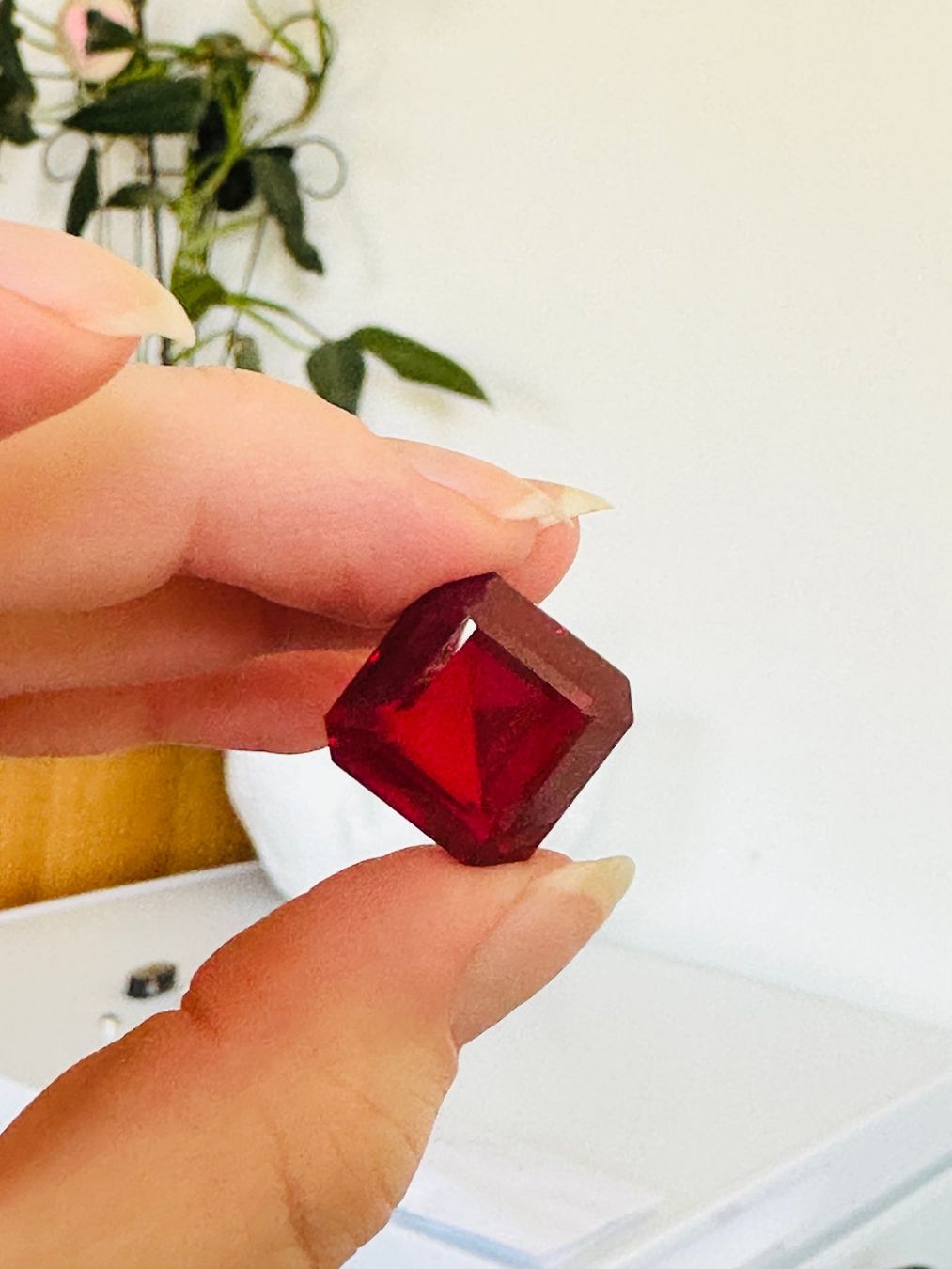 Pietre preziose: Certified 33.40 Ct – Nuovo e nell'imballaggio originale da Genève venduto da AWWA 8