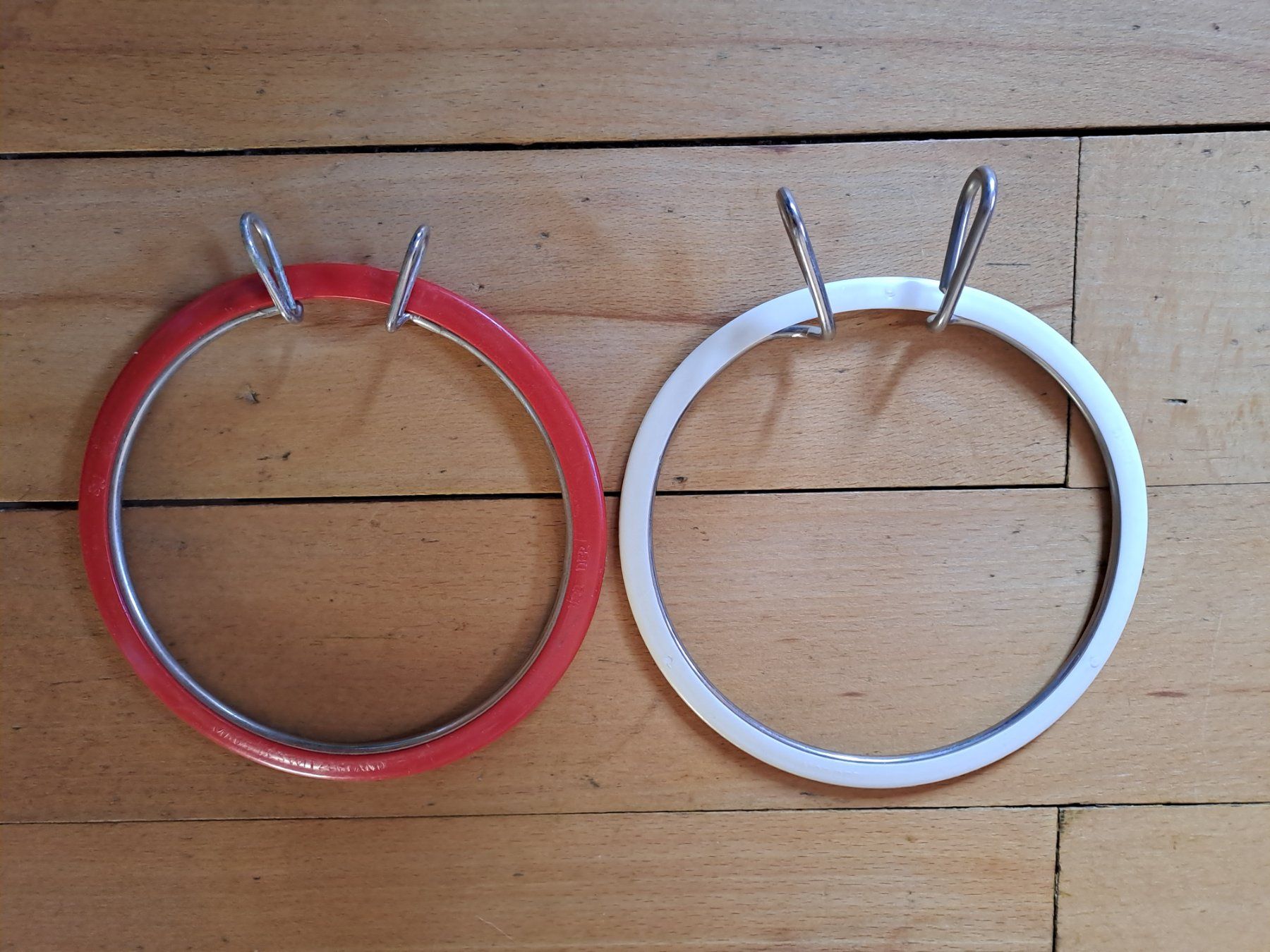 Cercles à broder: Stickrahmen 4 Stk. gebraucht – D'occasion à Wängi par Raettli10 3