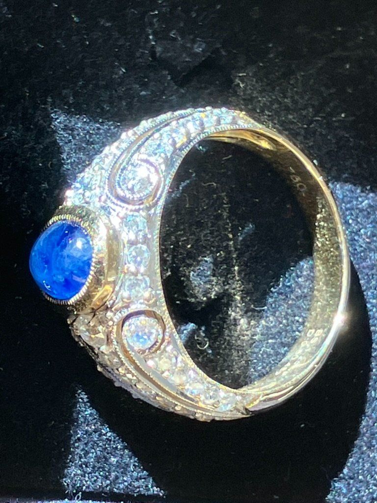Anelli: Königlicher Ring Gold-Saphir – Usato da Elgg venduto da marsupilamaya 7
