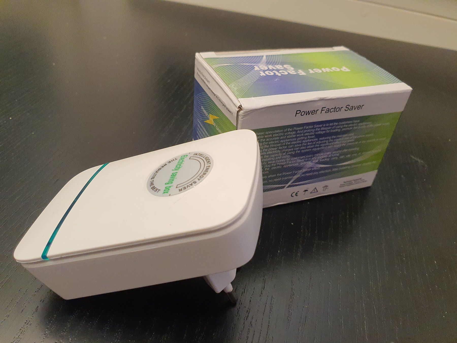 Votronic Componenti elettronici: Elecricity Saving Box | Strom-Spargerät OVP 209.00 – Nuovo e nell'imballaggio originale da Hergiswil NW venduto da MarlonMerwinClassics