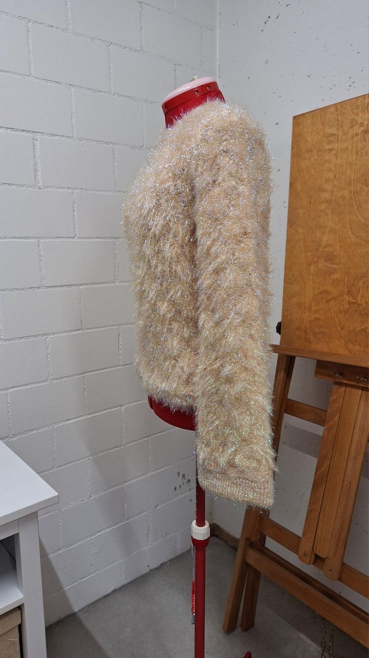 Victoria Beckham Maglioni & Felpe: Pullover mit Glitzergarn von Victoria Beckham – Nuovo (secondo la descrizione) da Grüt (Gossau ZH) venduto da SimiClod 1