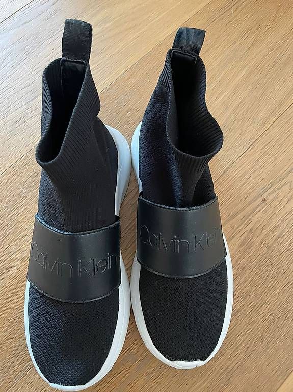 Scarpe da donna: Scarpe da ginnastica Calvin Klein – Usato da Giubiasco venduto da erm_ngb5 1