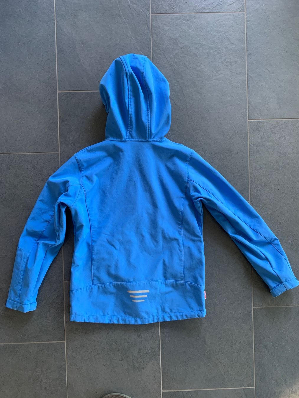 Trollkids Vestes & Manteaux: Trollkids Softshell Jacke (Grösse 152) – D'occasion à Zürich par JuneBaby12 1
