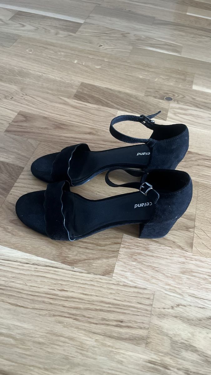 Graceland Scarpe da donna: Damen Sandalen – Usato da Zürich venduto da Dita06 1