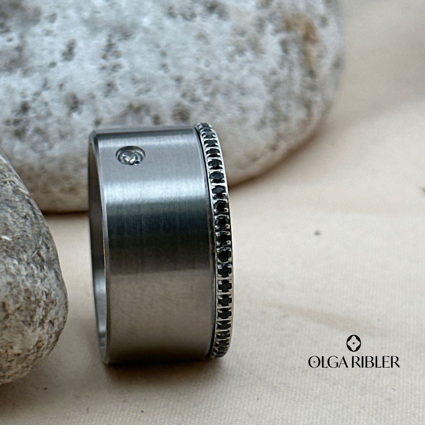 Olga Ribler Bagues: Edelstahl  Set aus 2 Ringen Grösse 58 – Neuf (Voir description) à Luzern par Schmuckoutlet 7