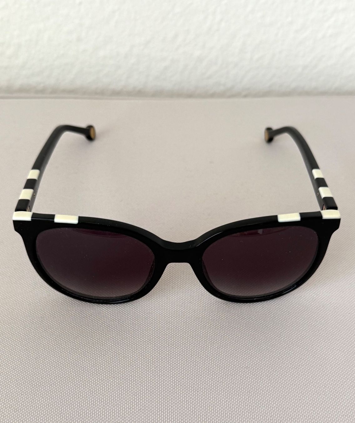 Carolina Herrera Occhiali & Lenti: Sonnenbrille von Carolina Herrera – Usato da Zürich venduto da bazinga3000 1