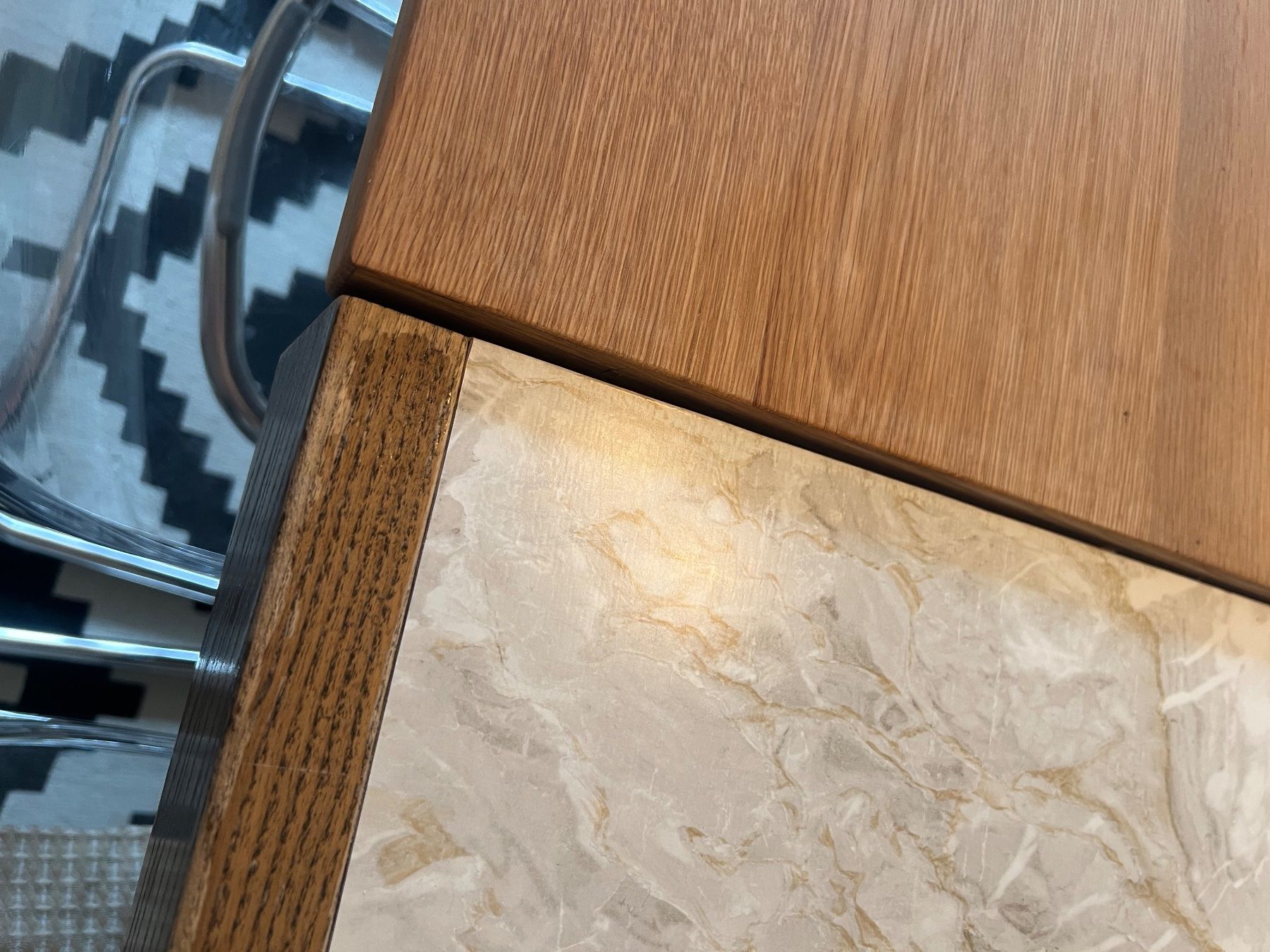 Tavoli: Esstisch Holz/Marmor – Usato da Tuggen venduto da Tantas 2
