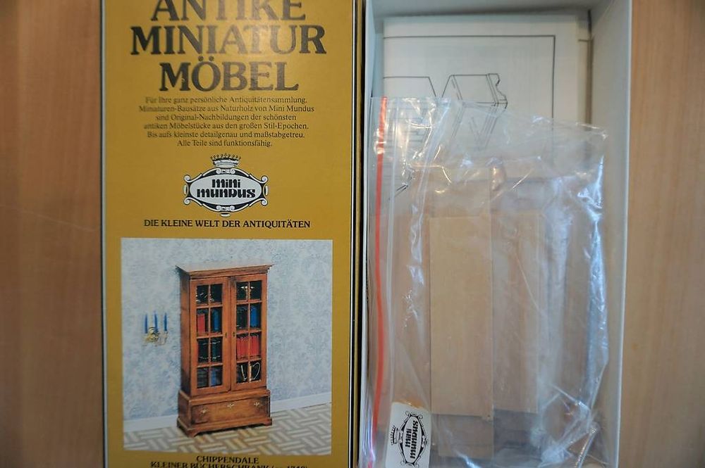 Mini Mundus 40052 Puppenmöbel kleiner Bücherschrank (Neu und ...