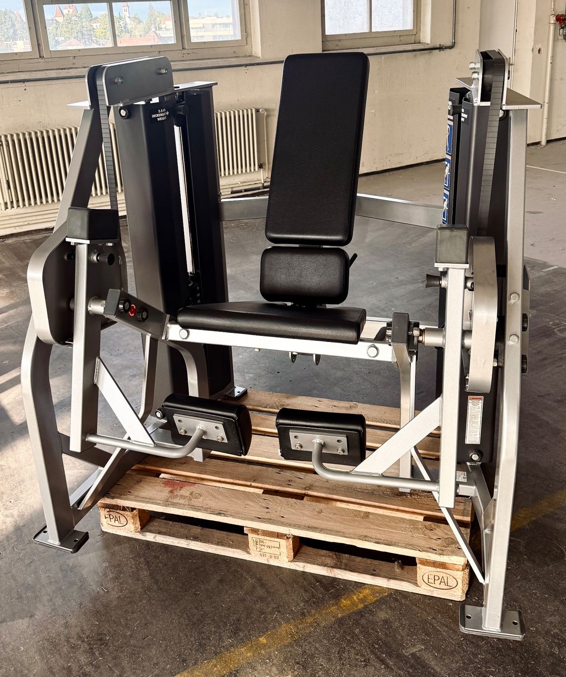 Hometrainer: Hammer Strength MTS Isolateral Leg Extension – Usato da Murten venduto da big_qr7w 2
