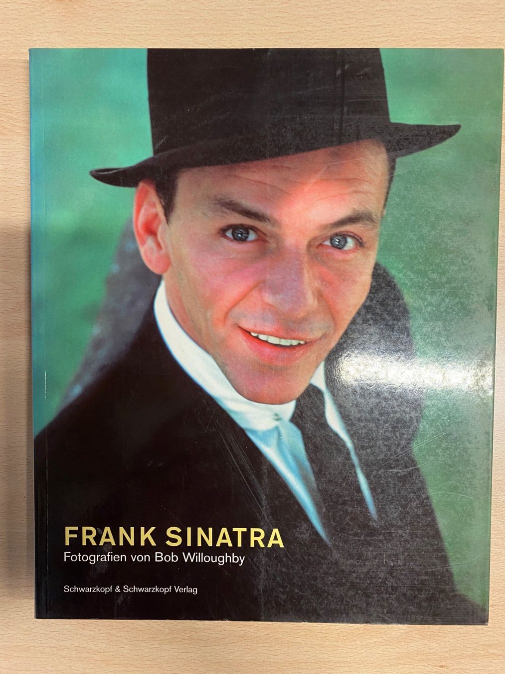Libri: Frank Sinatra – Usato da Starrkirch-Wil venduto da UB007
