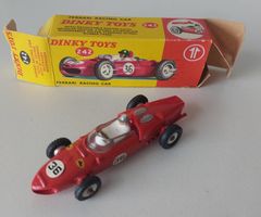 Dinky Toys 242 Ferrari F 1 Racing Car