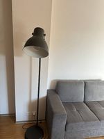 Stehlampe