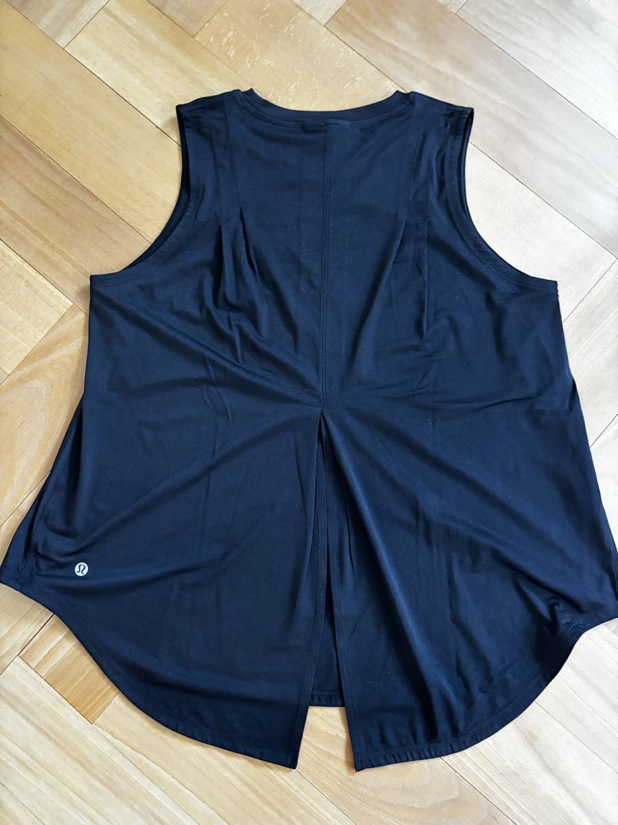 Lululemon Top: Trainingstop von Lululemon (Grösse M) – Usato da Zürich venduto da LuluK88 2