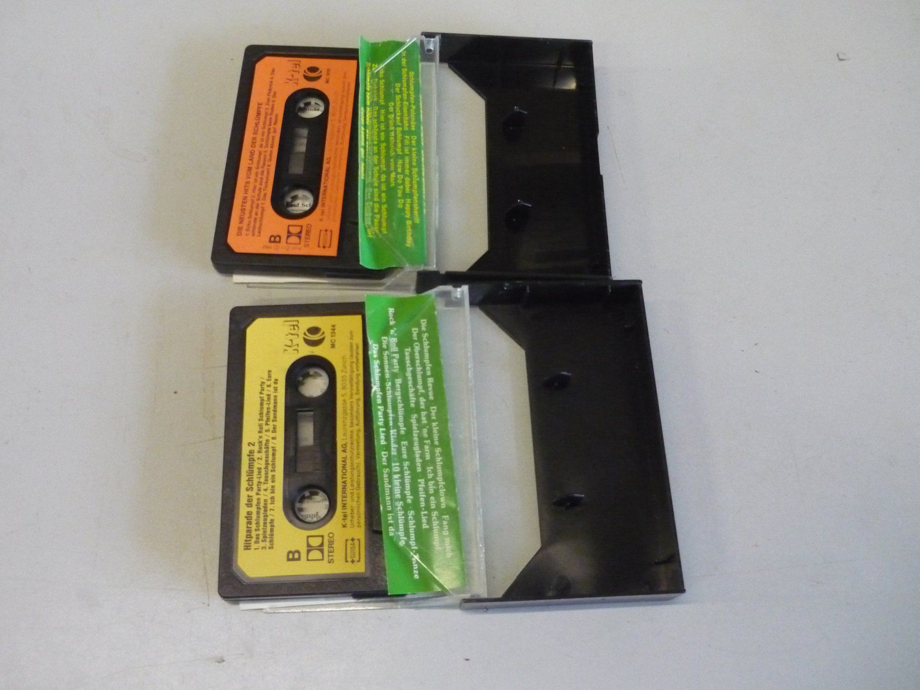 Musicassette: 2x Kassetten Schlümpfe - Hitparade + neuste Hits – Usato da Beringen venduto da Flatretriever 2