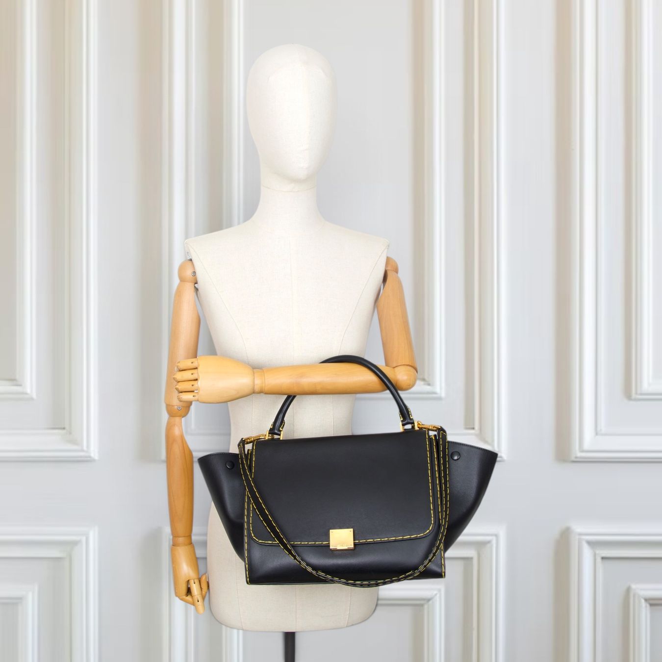 Celine Borse da donna: Céline Trapèze schwarz/gelb – Usato da Binningen venduto da Designerlabels 2