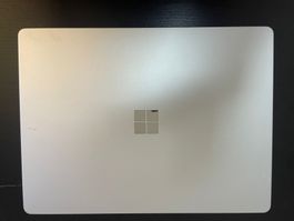 Surface Laptop Go i5 8GB 256GB 12.4" — wie neu, OVP