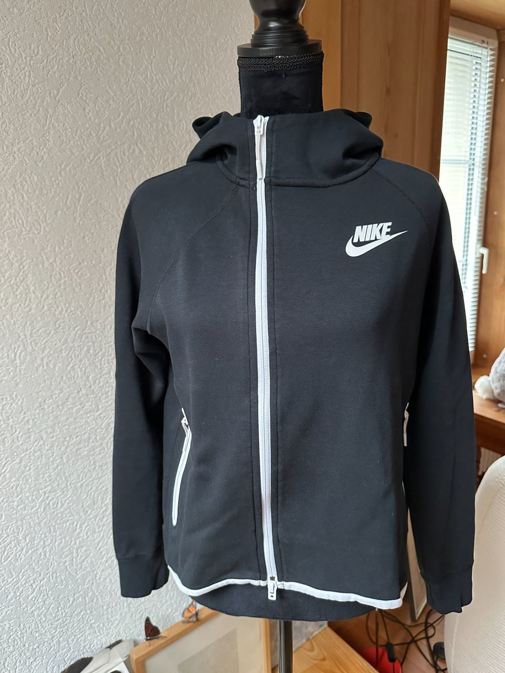 Nike Jacken: Nike Kapuzenjacke Jacke Sweat S – Gebraucht aus Gümmenen von FelizitasHermann 1