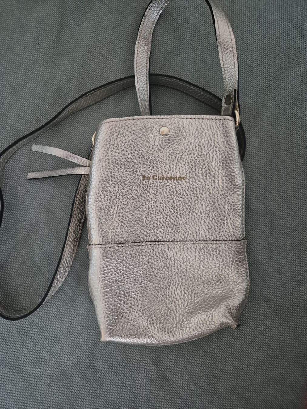 La Garçonne Sacs femmes: Handytasche von La Garçonne – Neuf (Voir description) à Luzern par Bettina812