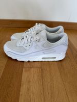 White Nike Airmax