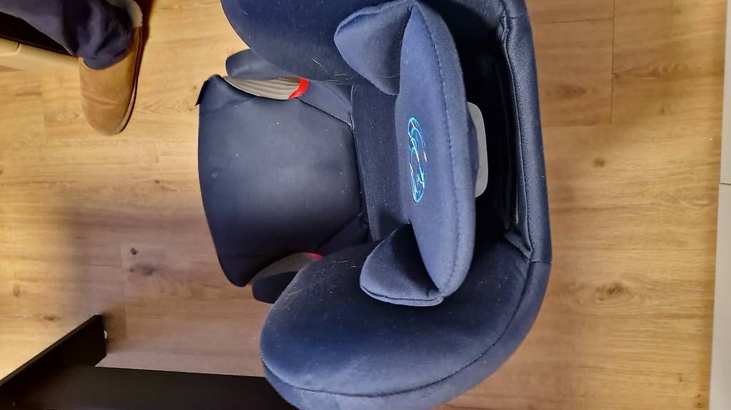 Seggiolini per auto: Kinder Cybex Sitz bis 12 J, ISO-Fix Möglichkeit, unfallfrei – Usato da schongau venduto da veritas1000 2