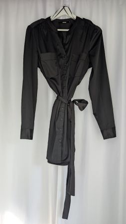 Damen Blusenkleid, Satinoptik, schwarz Grösse M BIKBOK
