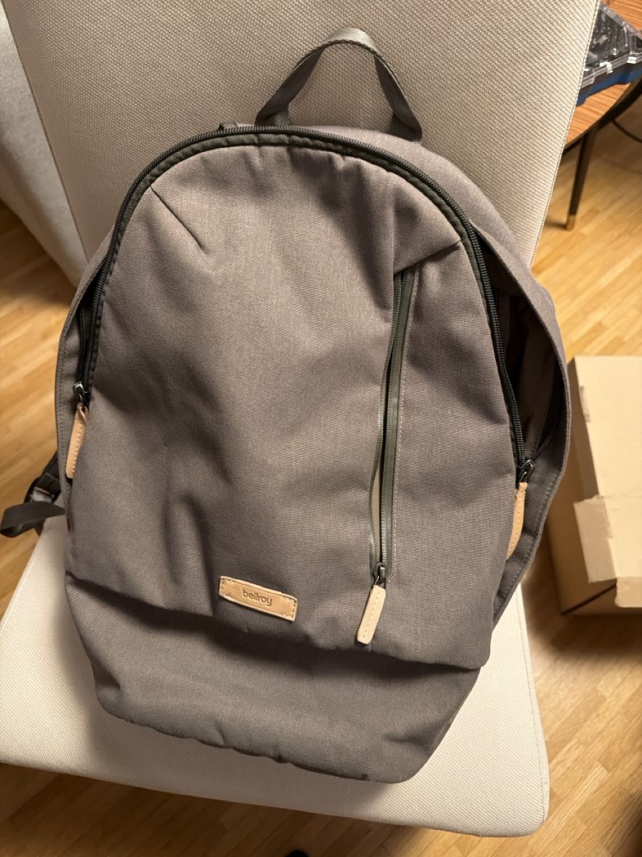 Bellroy Zaini: Bellroy Campus Backpack Grün – Usato da Zürich venduto da ceinem