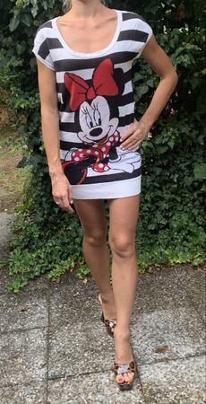Abito corto Disney motivo Minnie a righe bianco nero