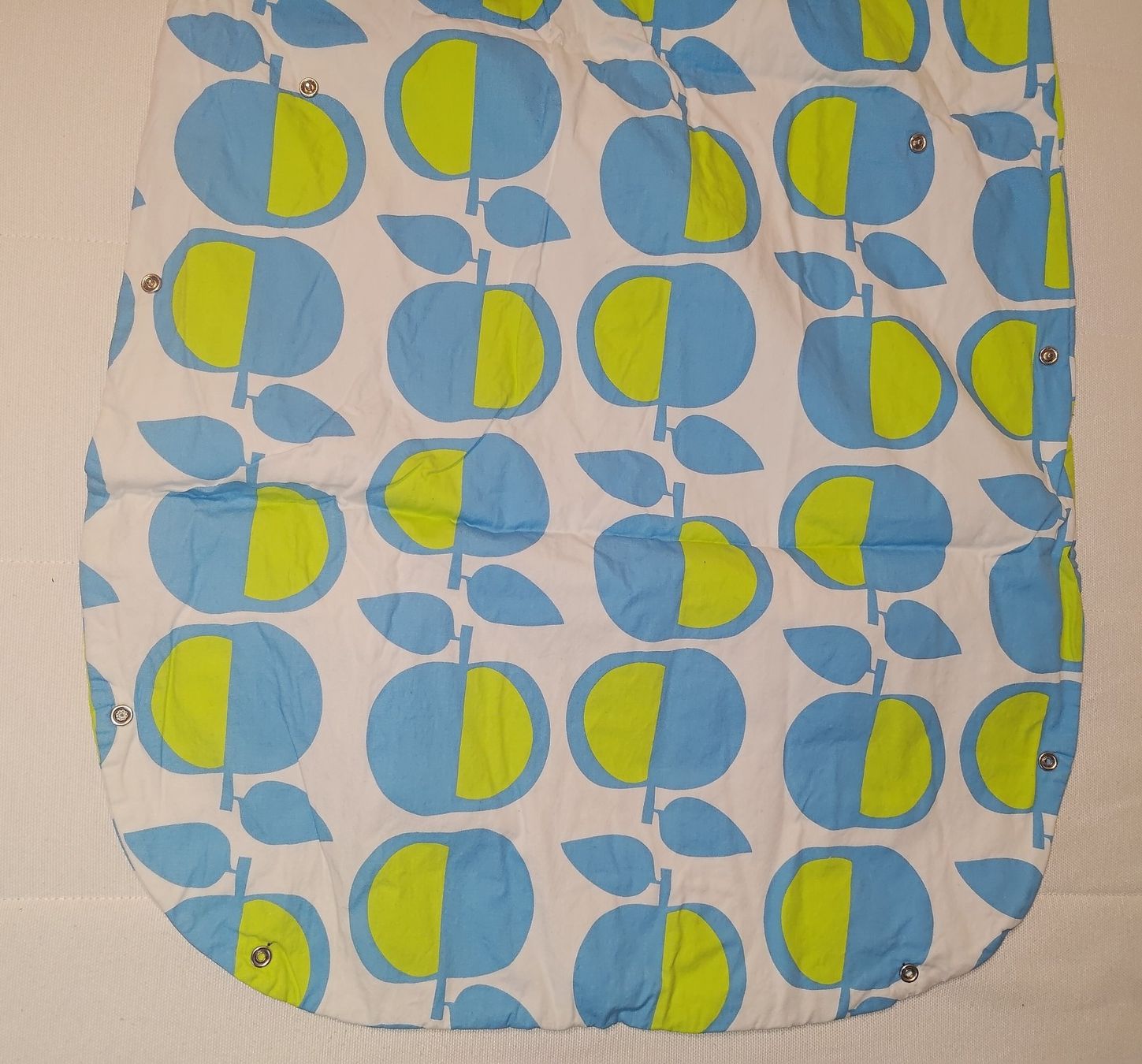 Sacchi a pelo: Sommerschlafsack mit Äpfel Muster, Grösse 110 – Usato da Laupersdorf venduto da ela_uatb 1