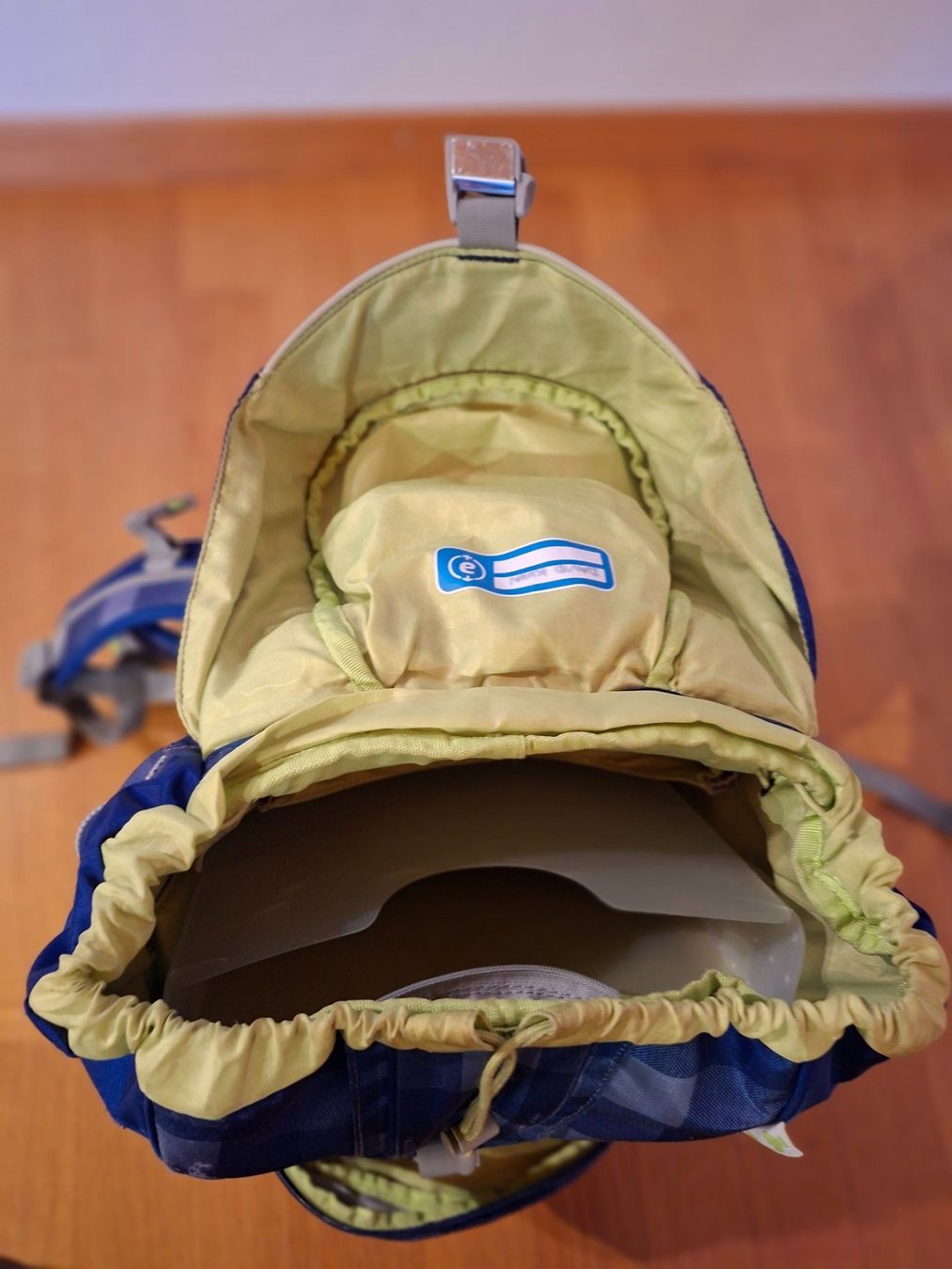 Ergobag Borse & Zaini: Schulrucksack ergobag, Knaben – Usato da Hochdorf venduto da ret_wnc8 2