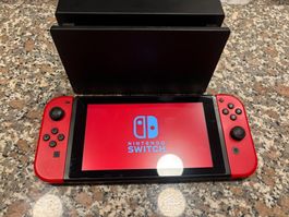 Nintendo Swich + Ladestation - Preis verhandelbar