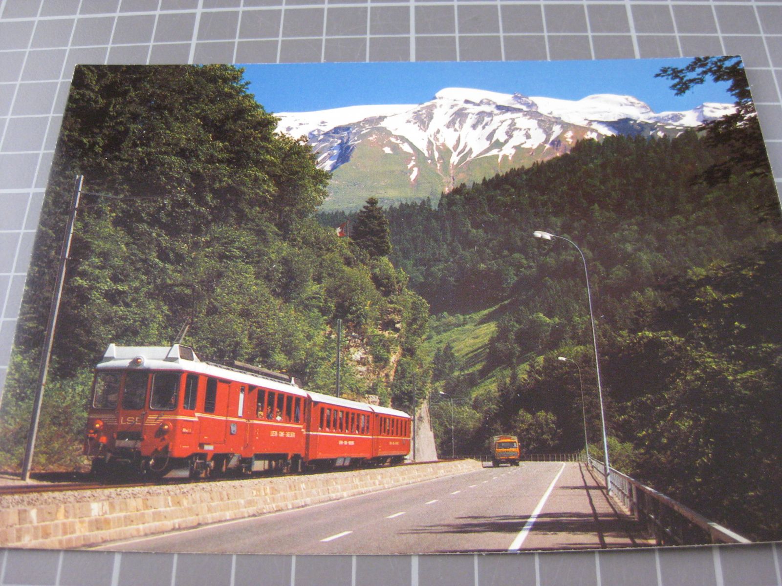 Cartoline postali: AK Engelberg mit Bahn – Usato da Malters venduto da Marosko